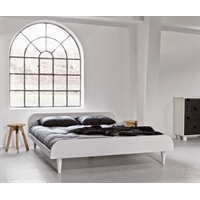 Letto in legno Twist Bianco con testiera Letto in legno Twist Bianco con testiera
