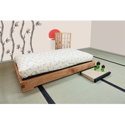 Lettino montessoriano Akachan con tatami, futon e lenzuola Giraffe
